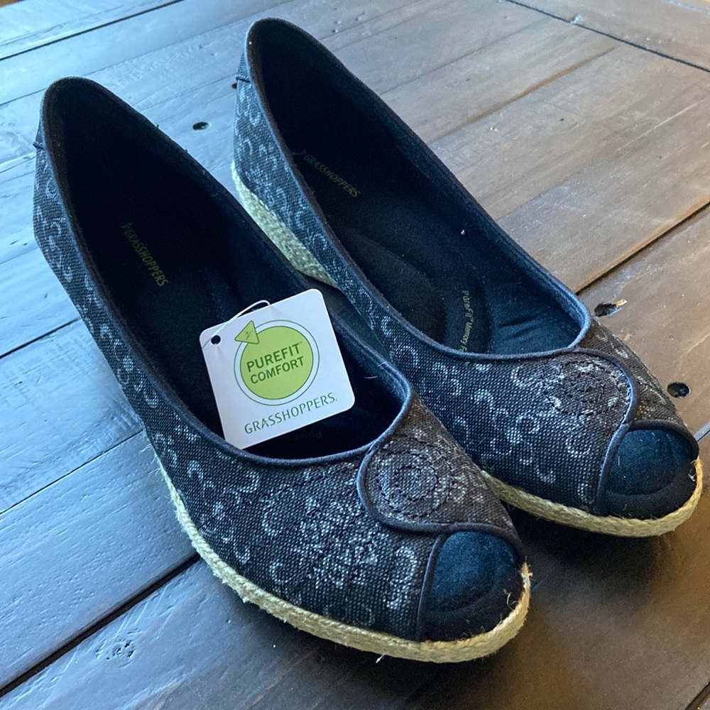 Grasshoppers shoes Black Open Toe Wedge Size 9.5 medium Purefit Comfort NEW